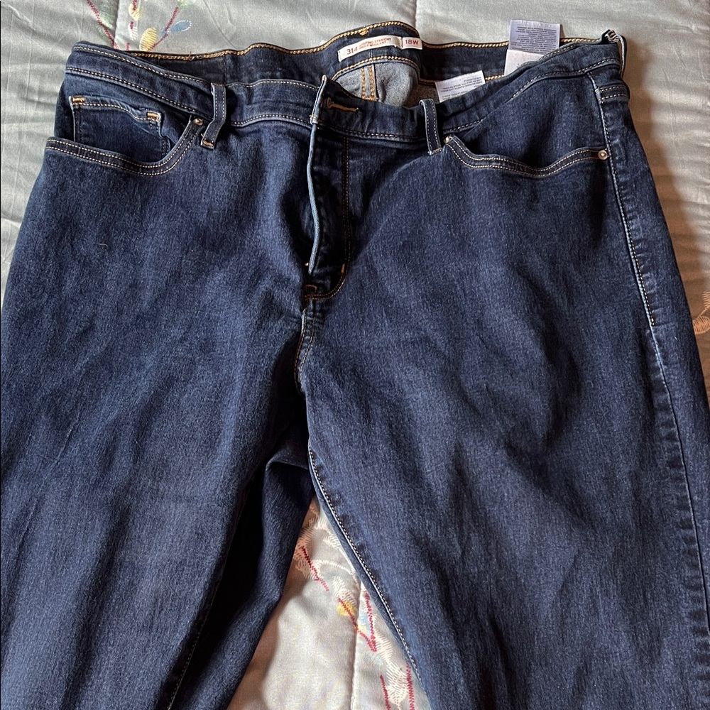 Levi's Women's Straight Leg Jeans - Dark Blue